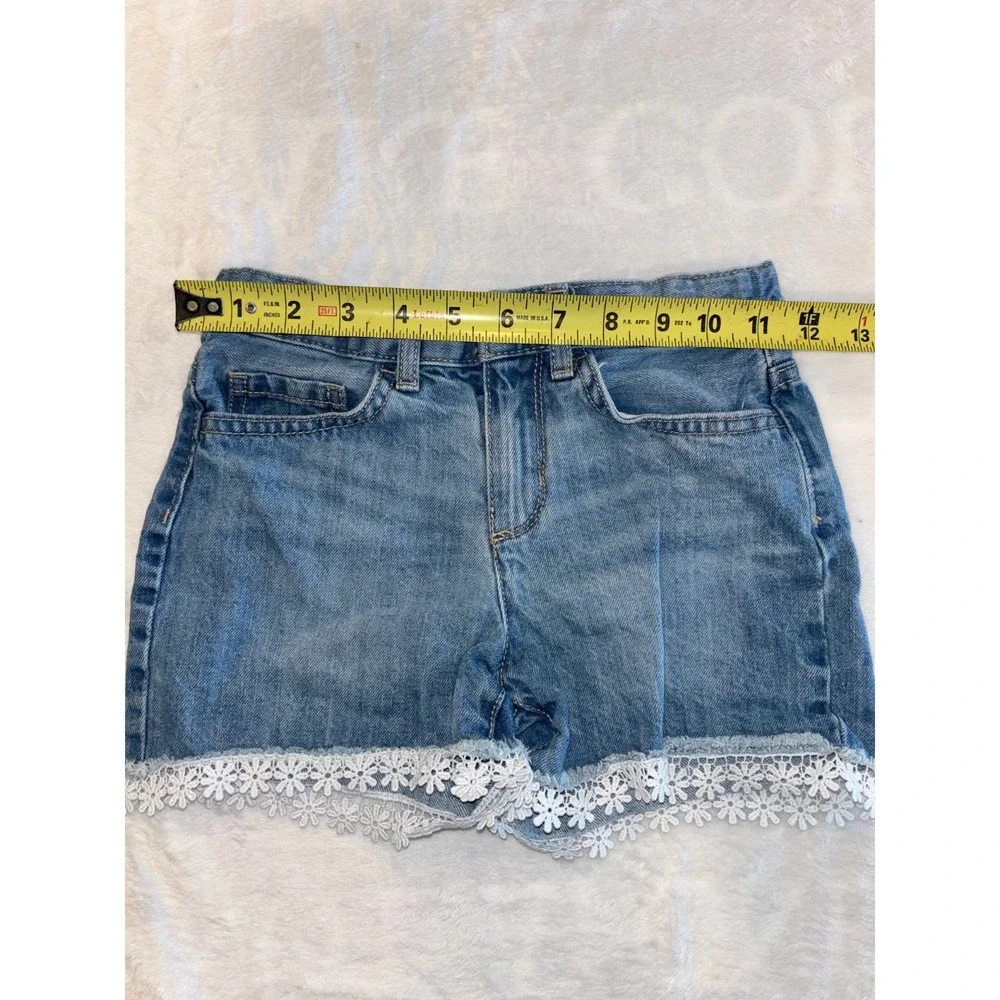 The Childrens‎ Place Shortie Shorts Girls 6X/7 Blue Denim Loose Fit Lace Hem